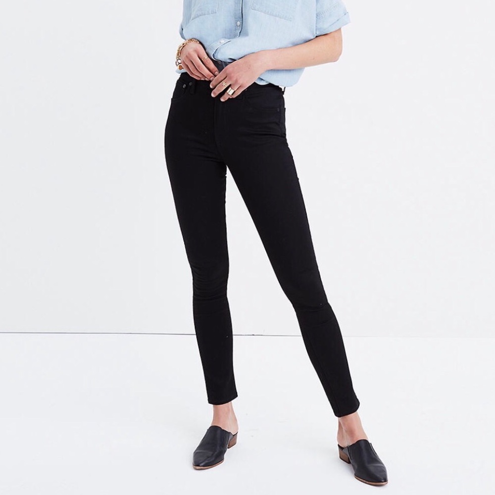 Madewell • 10” High Rise Skinny Black Carbondale